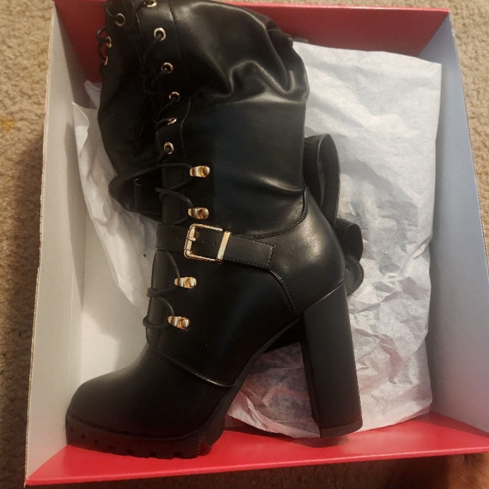 Stylish Black Lace-Up Boots